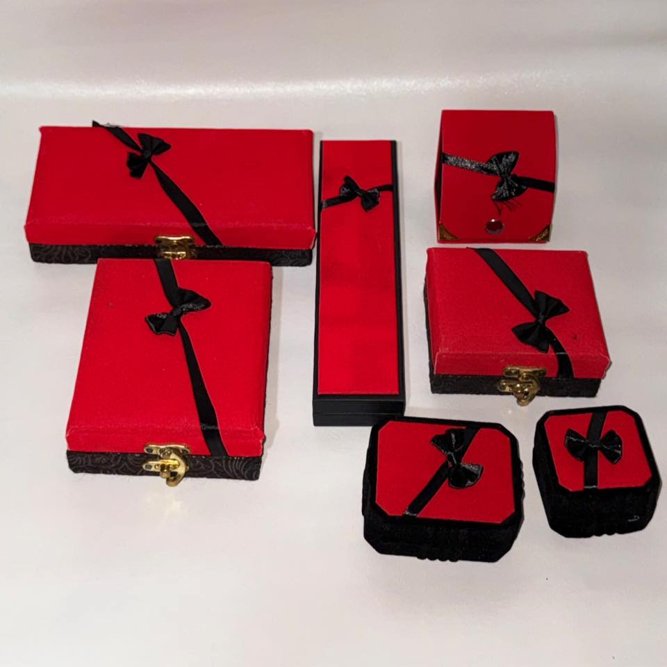 INAM & Sons Jewellery Box | Faisalabad