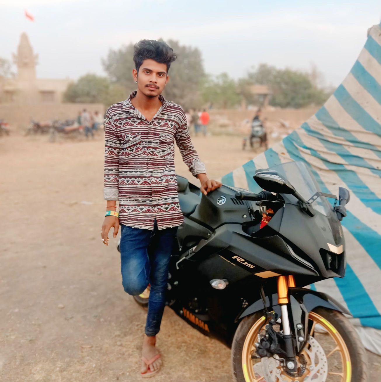 yamaha r15 model 2021 brand new condition price 95000 fix Call ...