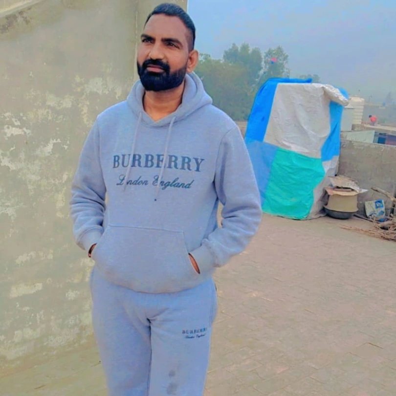 ਮਿਹਨਤ ️#instagram #instagram #trendingreels #jymlovers🏋🏽 ️ #viralreel ...