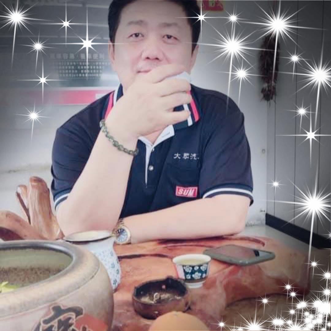 看到媽友分享供品被偷吃 | Facebook