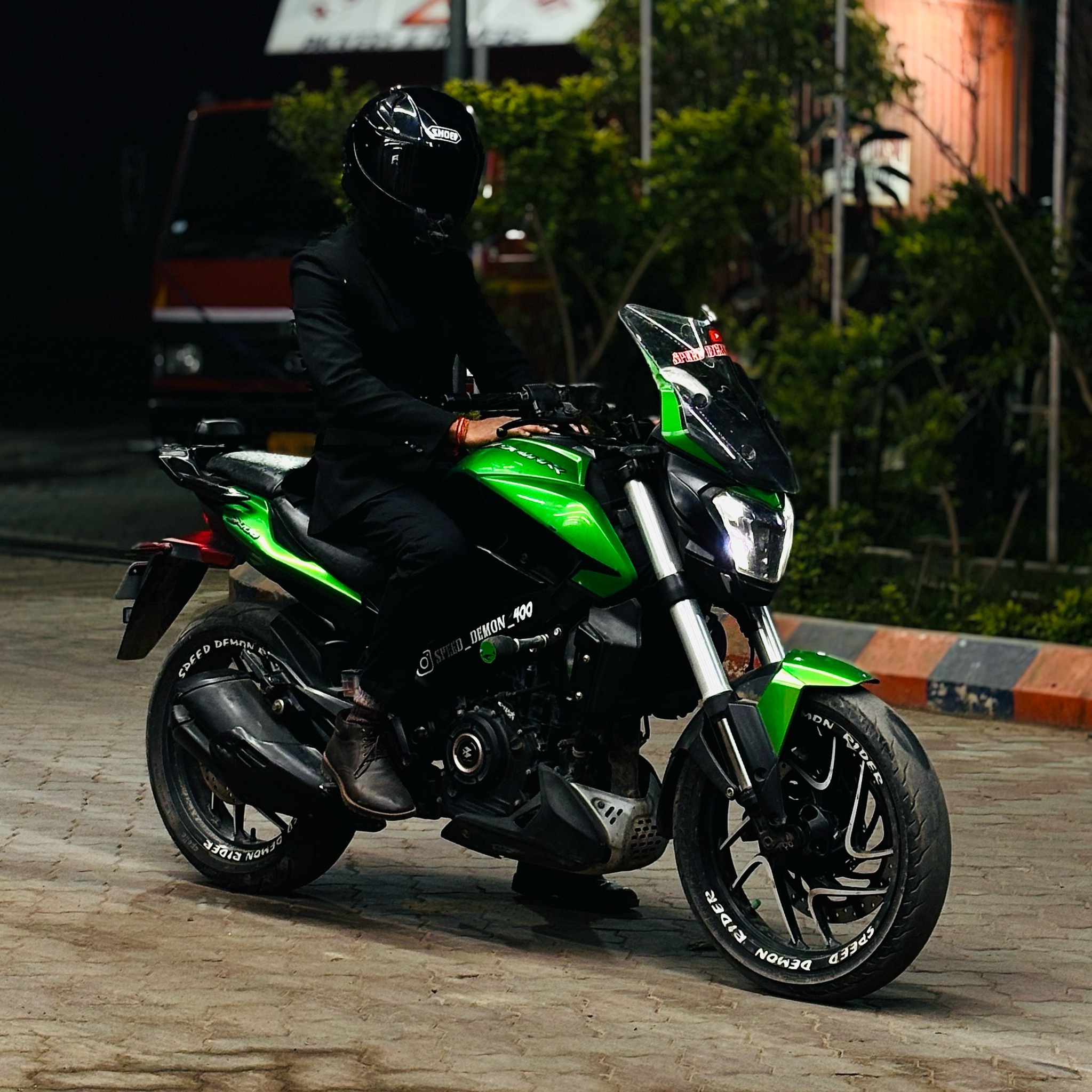 Wait for it. RAiN #trending #domino #dominar are #pulsar 275 # ...