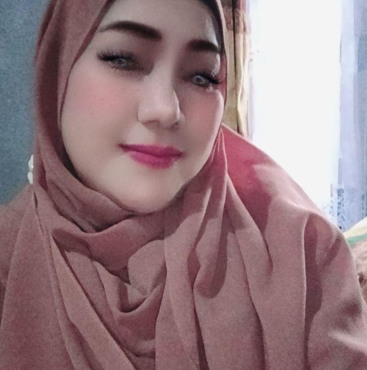 Nyoba masuk di salah satu toko baru sekitaran pancor,katanya sih baru ...
