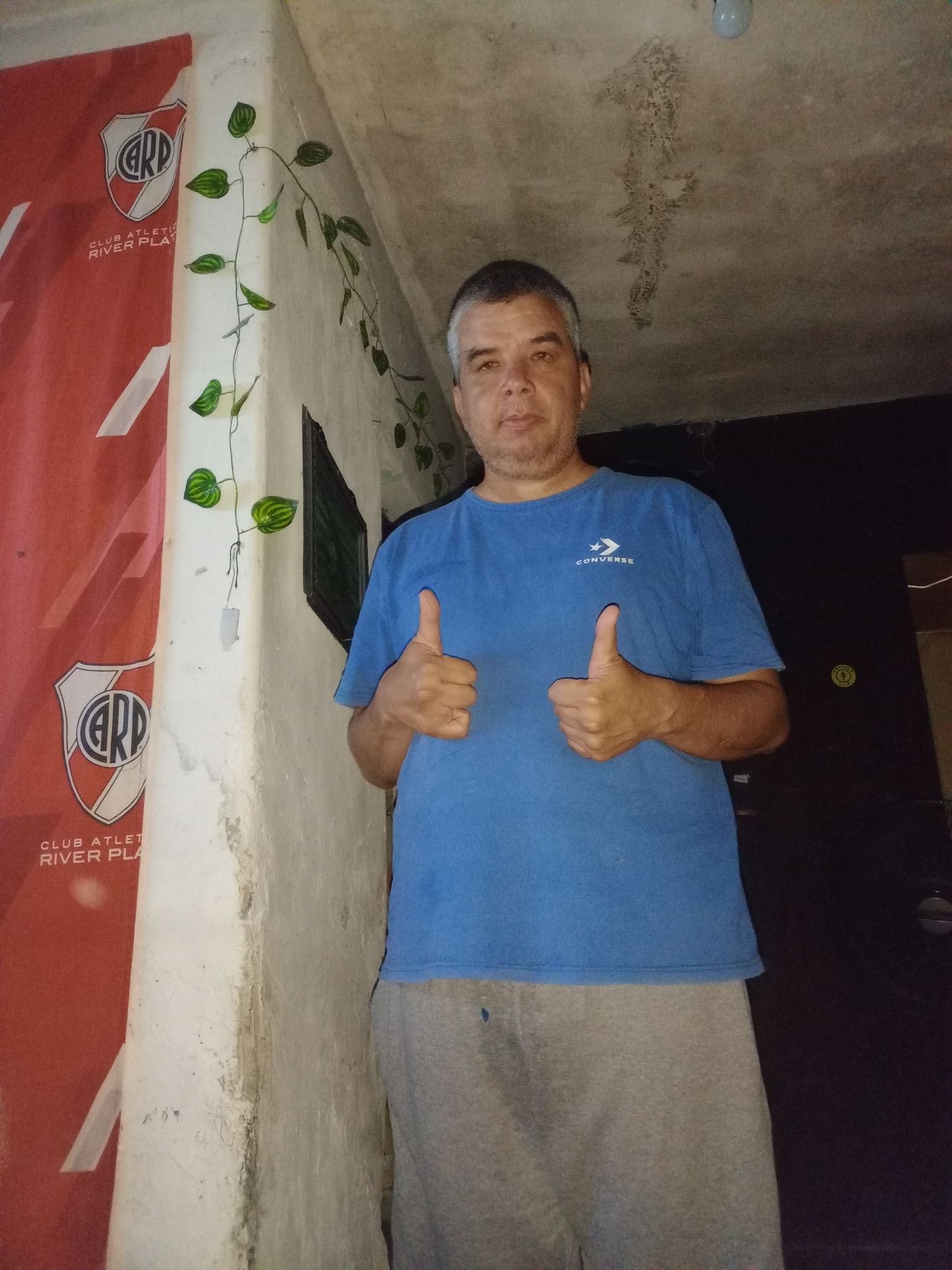 Cuando tu señora entra a control con su doctor y sos celoso ja te entra ...