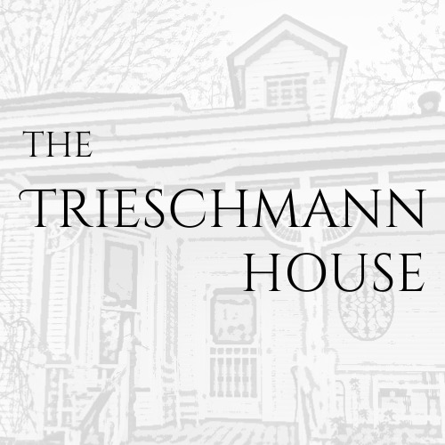 Does anyone have patio furniture... - The Trieschmann House | Facebook