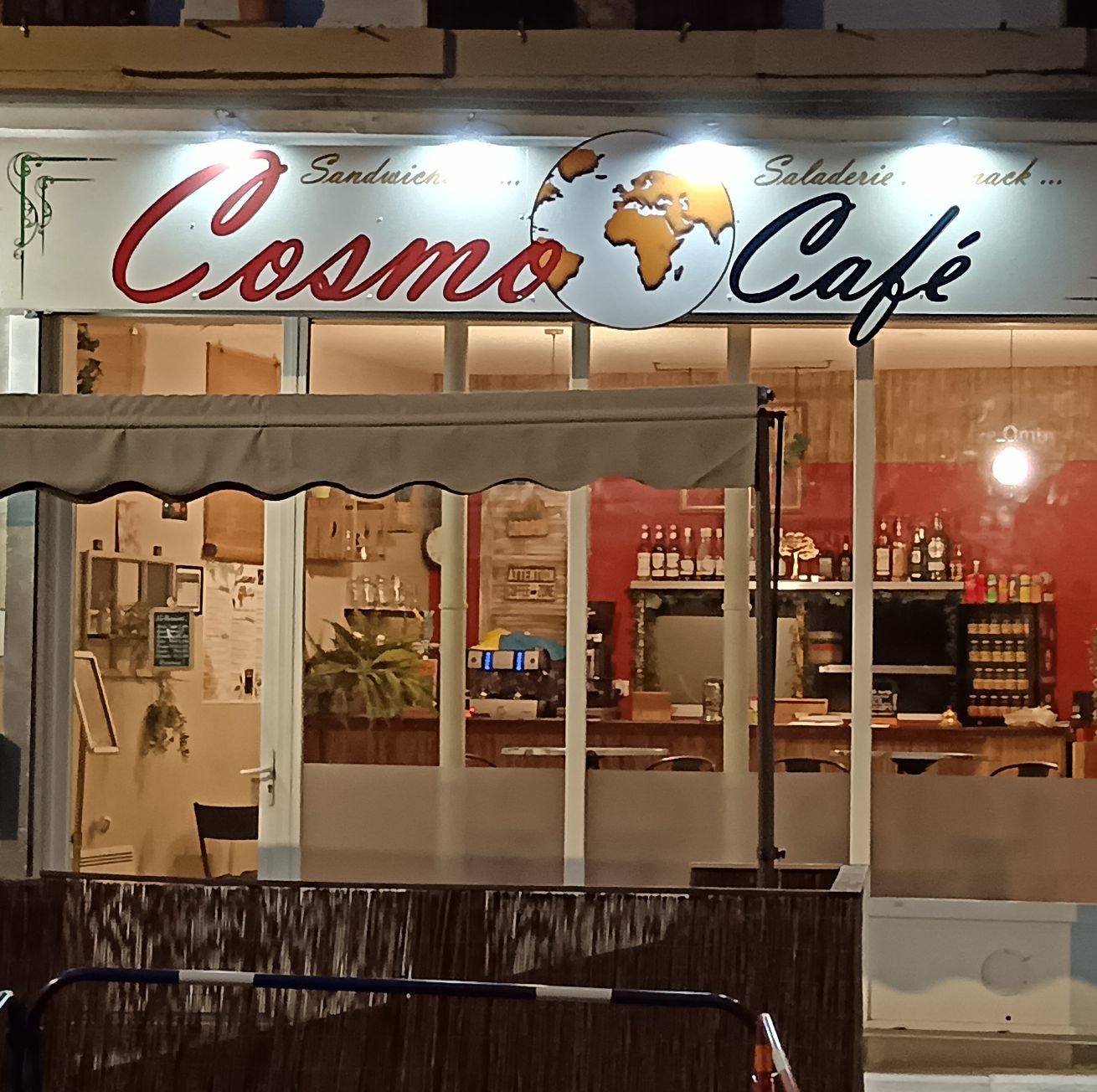 Cosmo café | Facebook