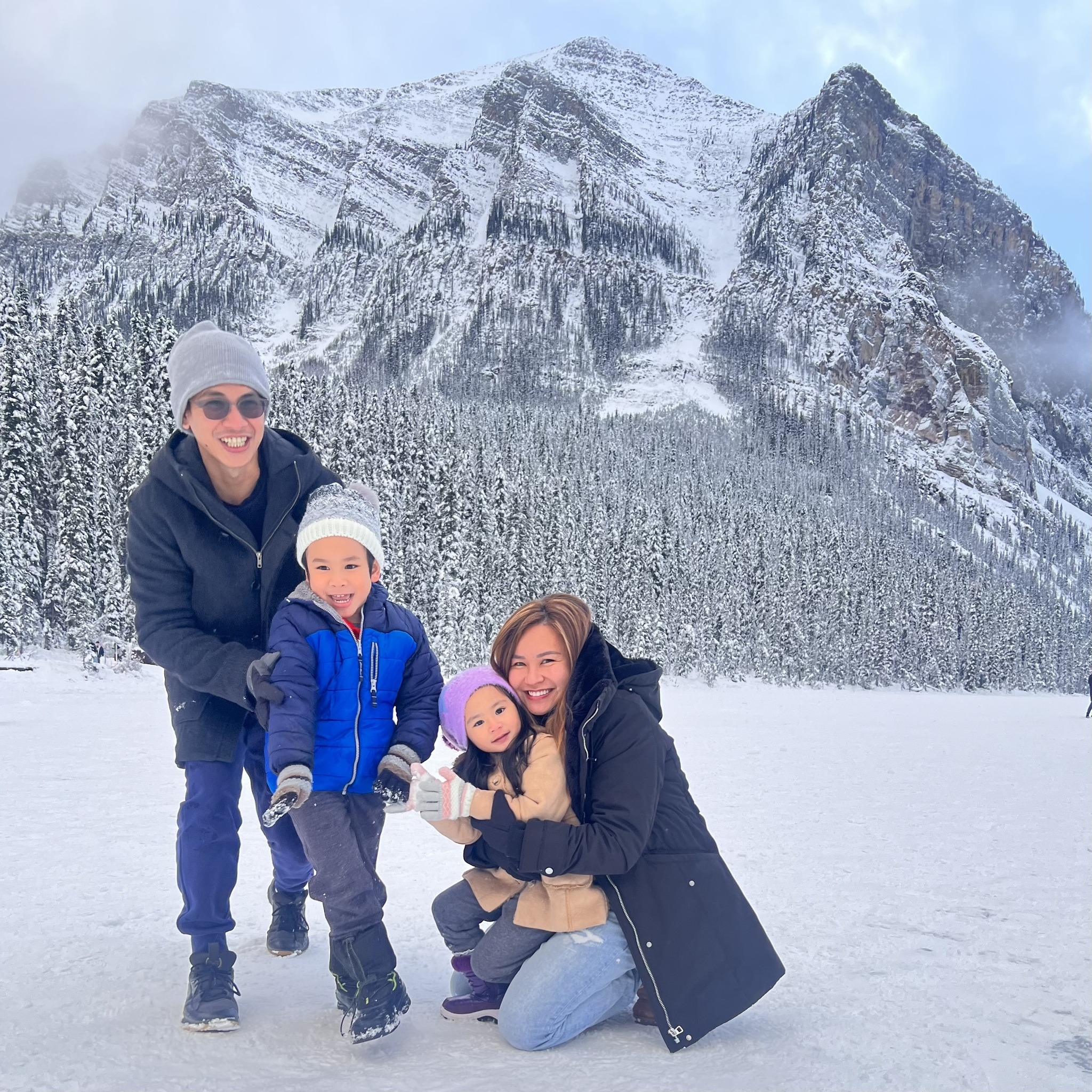 Banff / Canmore Visitors | The snow brought out the wildlife | Facebook