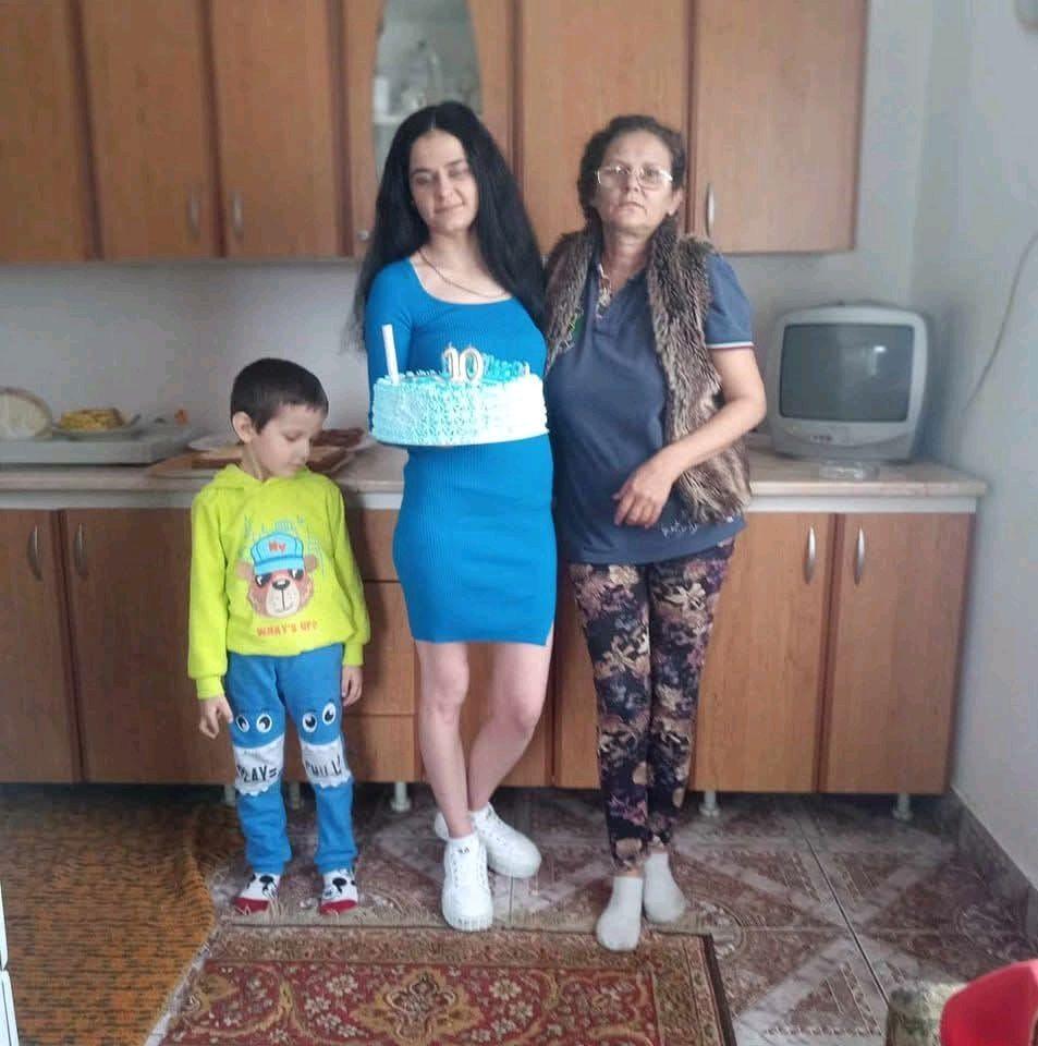 Caterinca suveranista cu falsele femei travestite | Viorel Razvan Soare