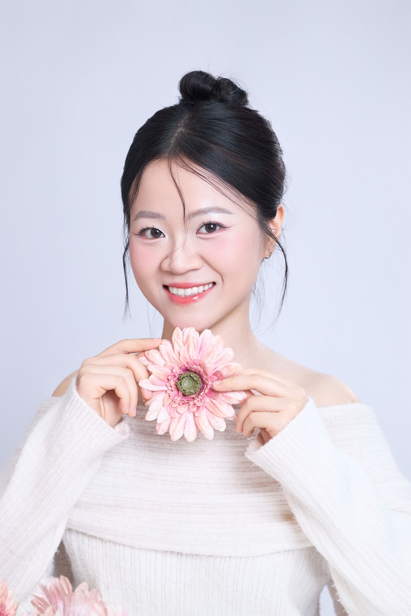 Shena Nguyễn