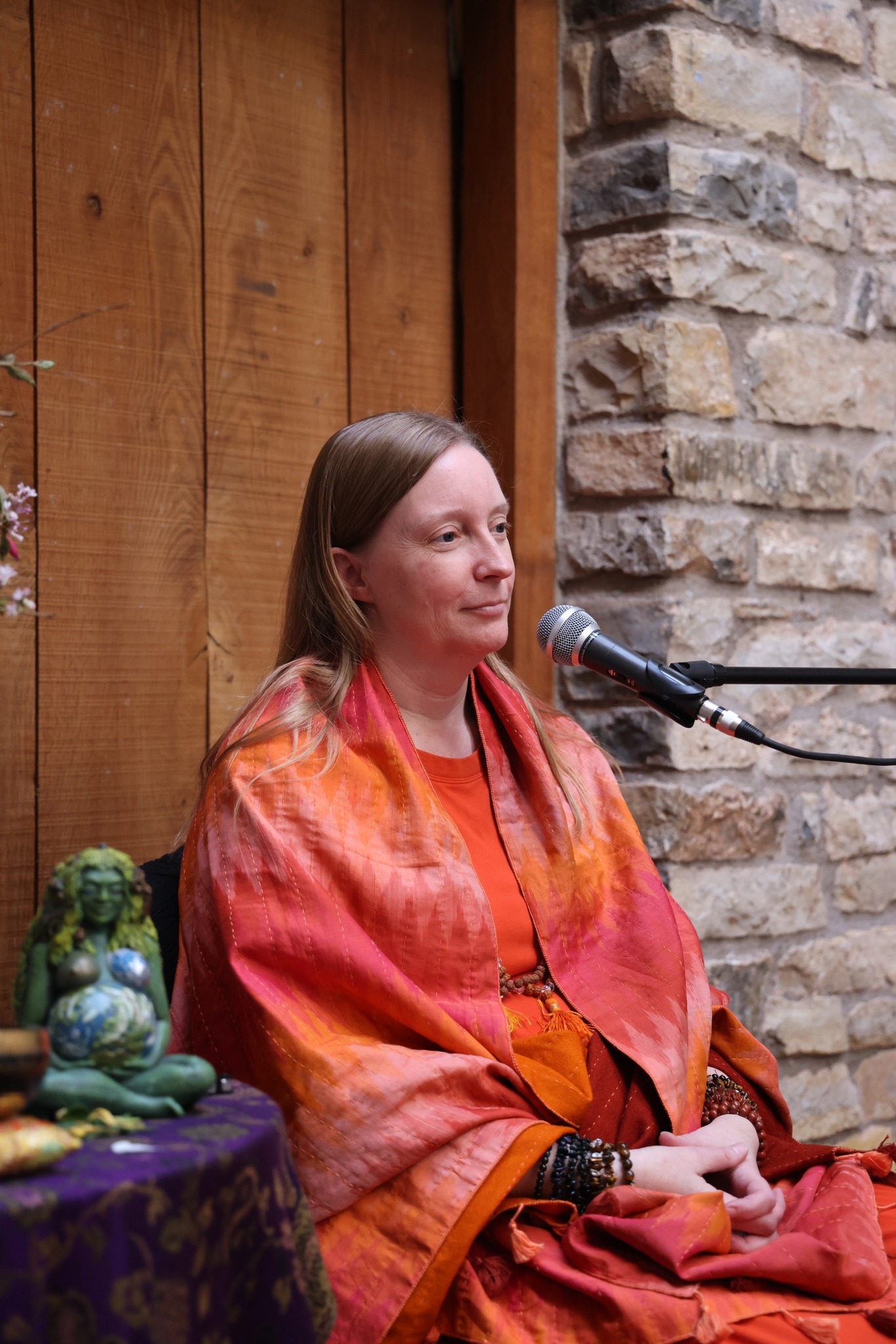 Surrender is devotion |... - Satsang with HelenHamilton | Facebook