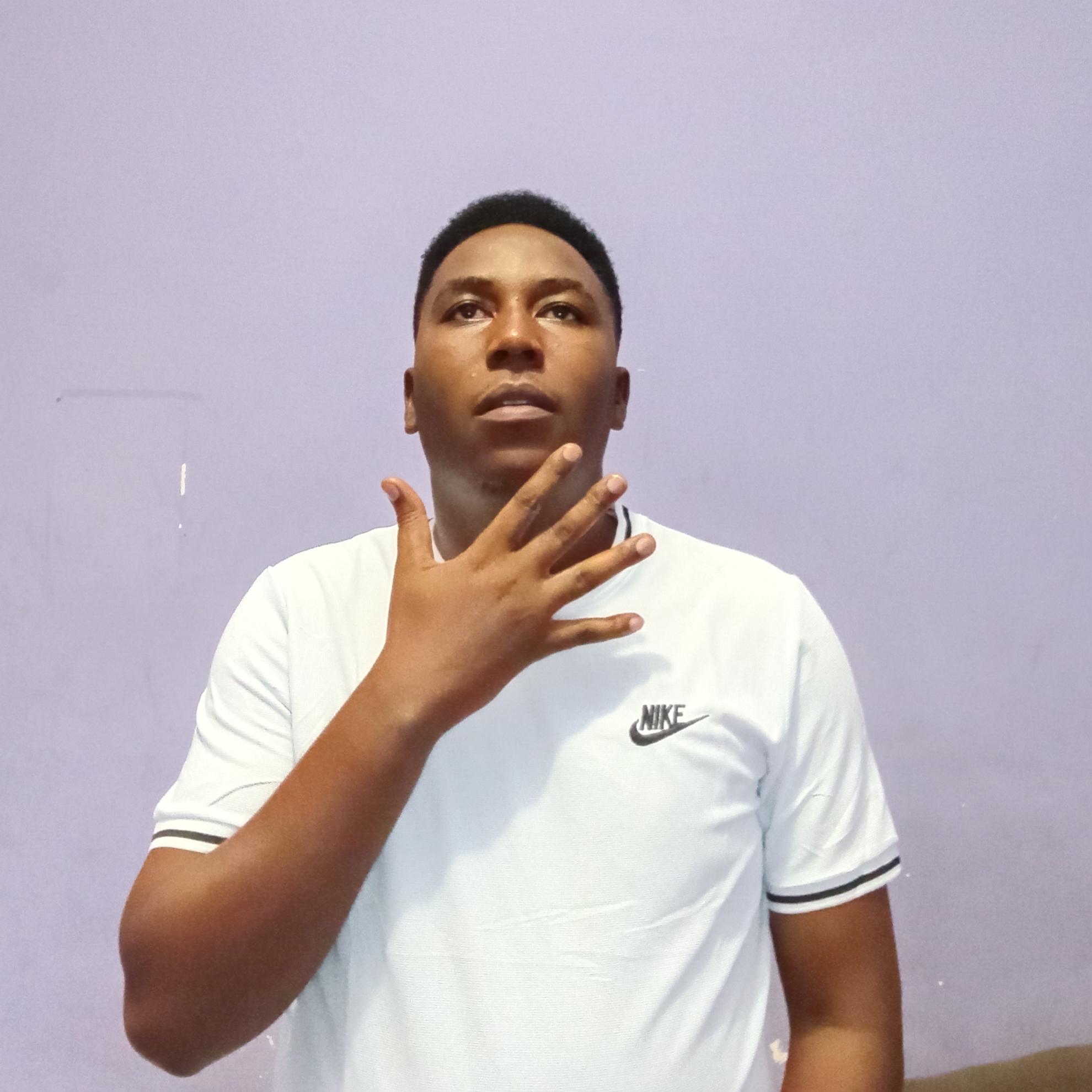 Mnyukwa Hood