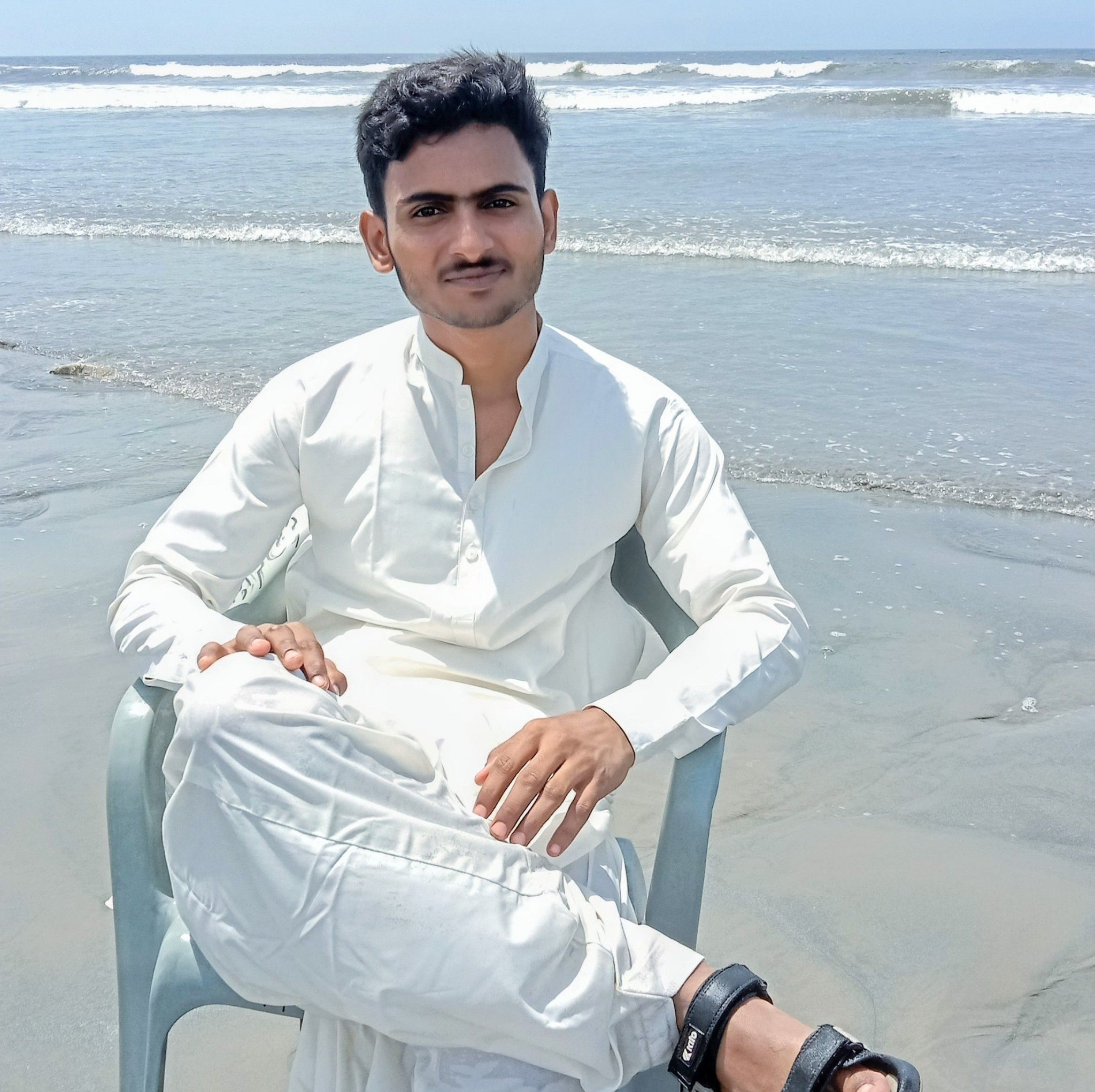 Adv Anam Abid
