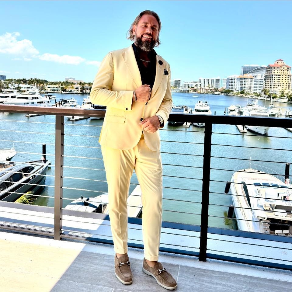 𝗡𝗲𝘄 𝗬𝗲𝗮𝗿. 𝗡𝗲𝘄... - Justin R. Spears - Speaker & Strategist | Facebook