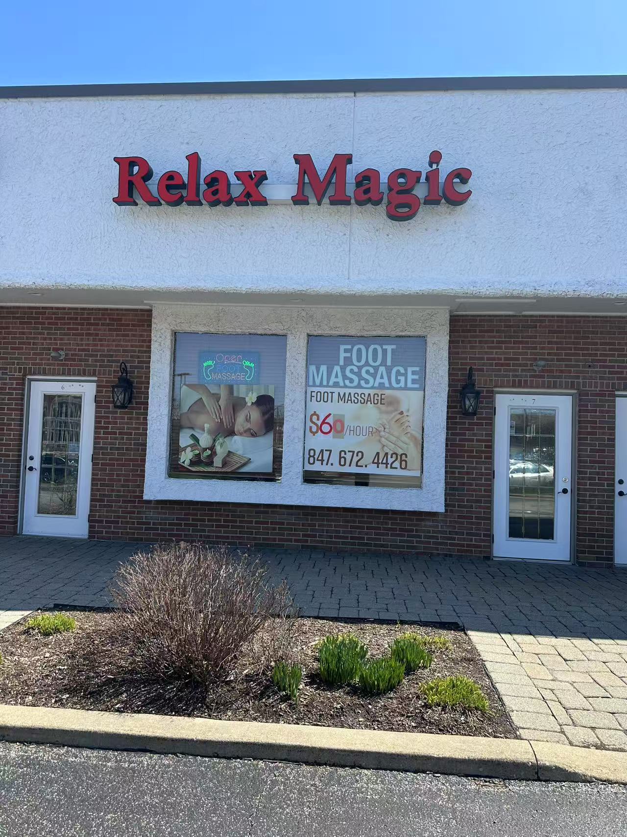Relax Magic | Gurnee IL