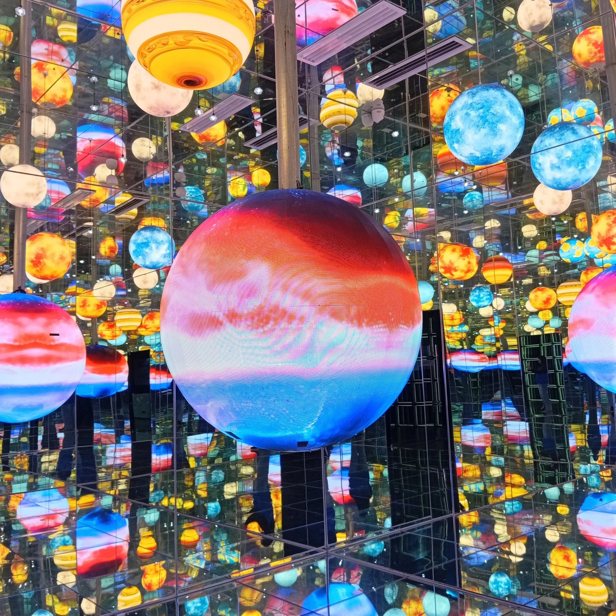 Multiverse hops? G! 🌌 Teleporting to the next destination in Space ...