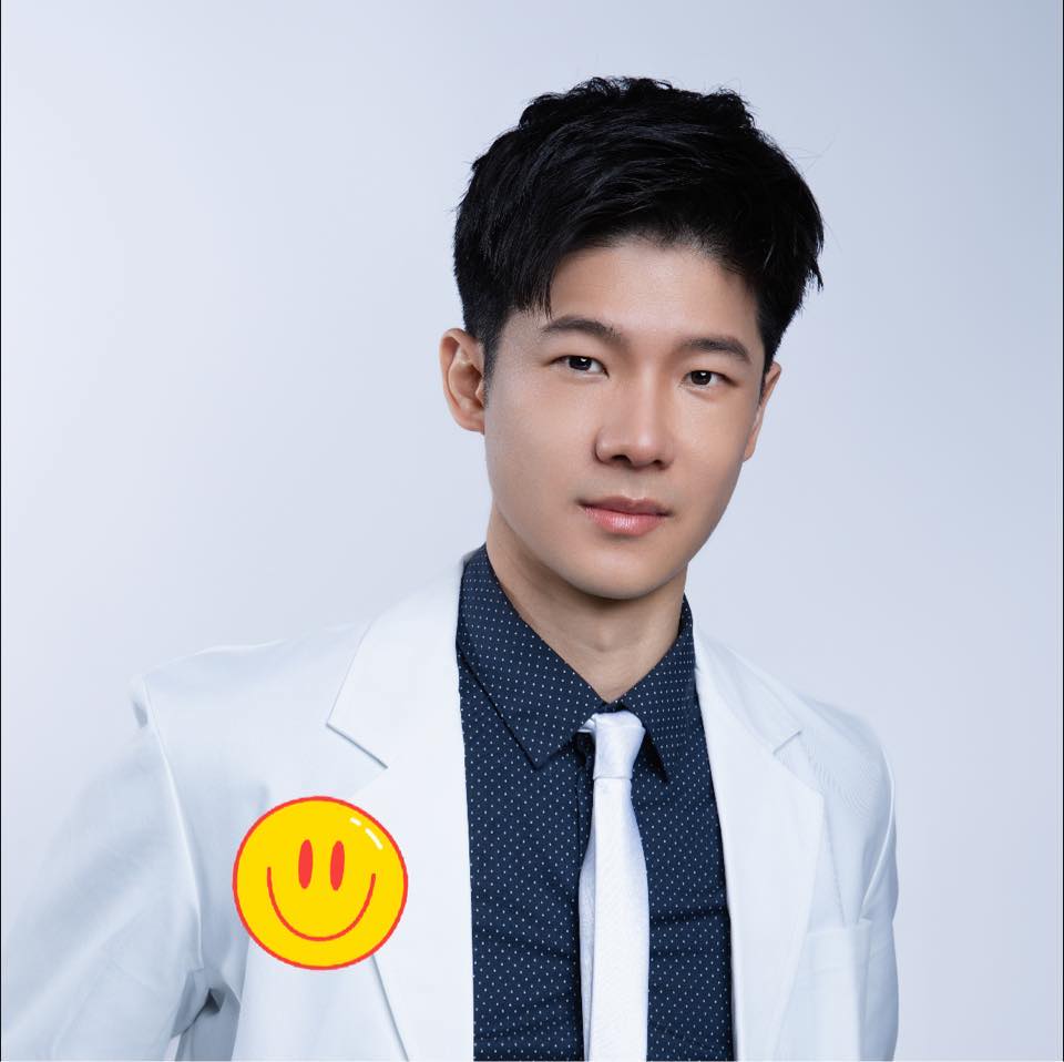 周奕廷醫師