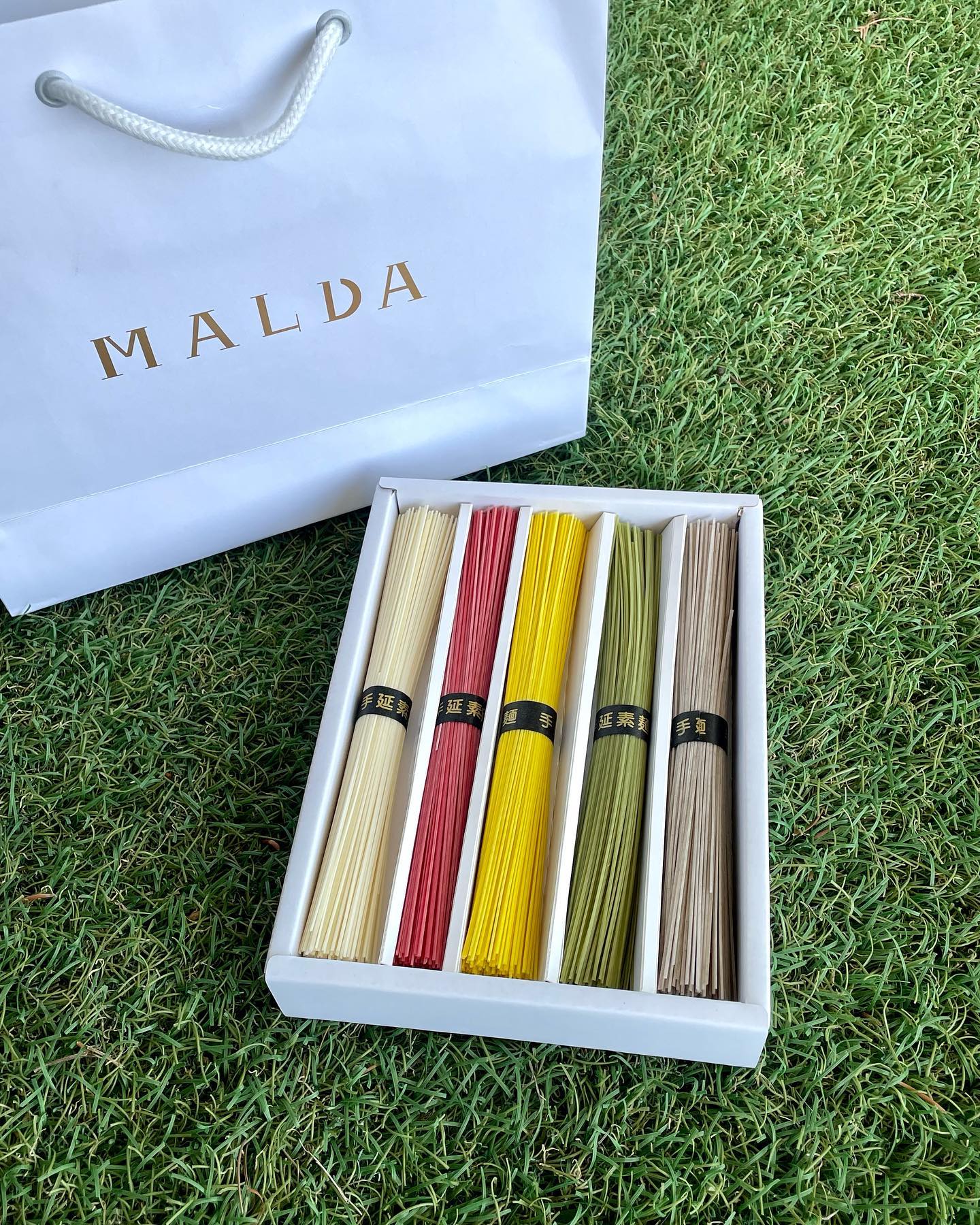 말다1호 ! 말다 답례품 시리즈중 가성비 1위! 화이트 박스... - 가나오색수연소면 , 말다 MALDA | Facebook