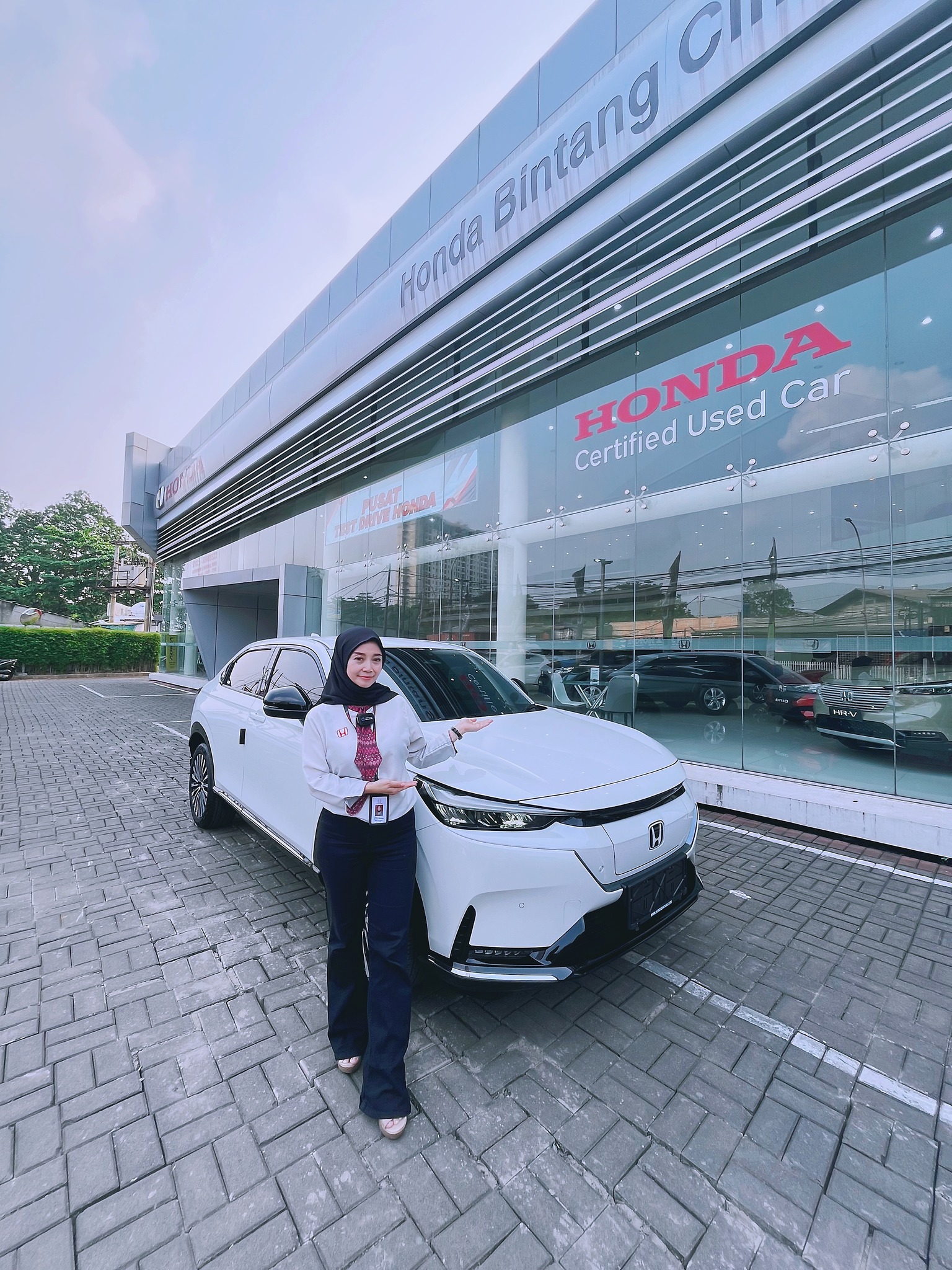 TAHUN BARU, MOBIL BARU.. Tingkatkan gaya hidupmu dengan mobil impianmu ...
