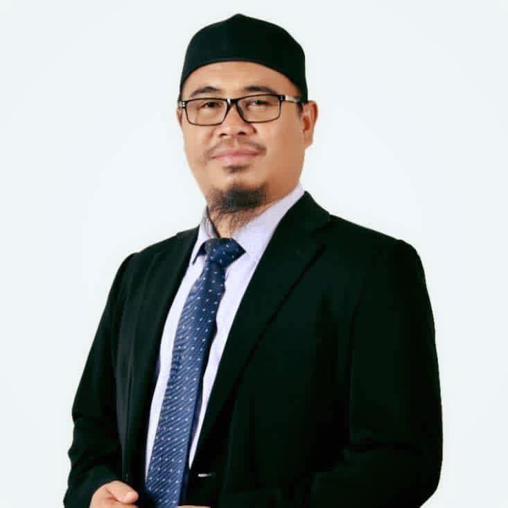 Dr Uzam