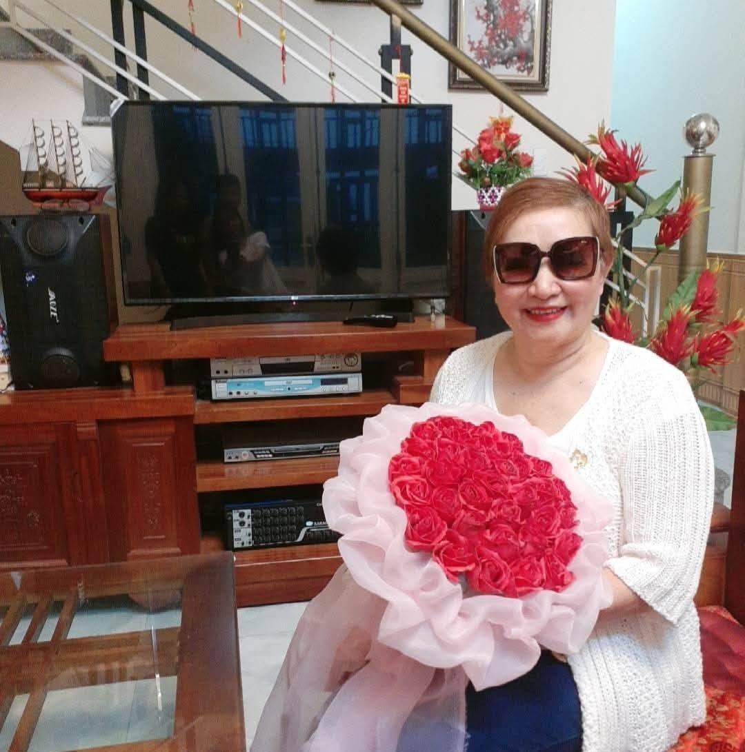 Con gái lâu lắm ba mới được 