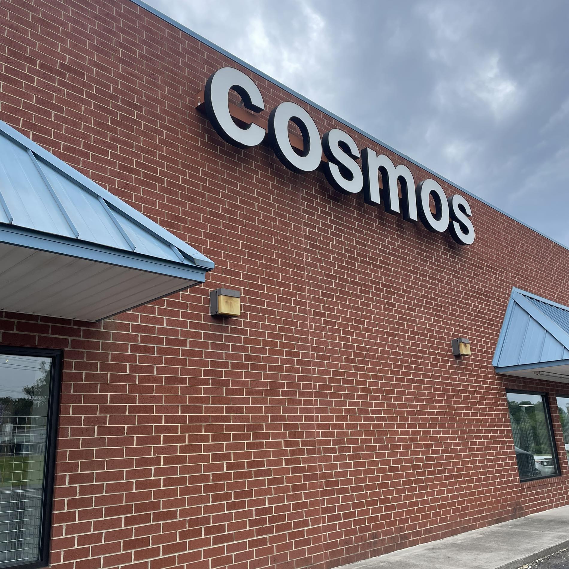 Cosmos Fashion | Rockingham NC