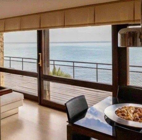 Meglio per te che per gli altri.. altrimenti rischi di vivere una vita ...