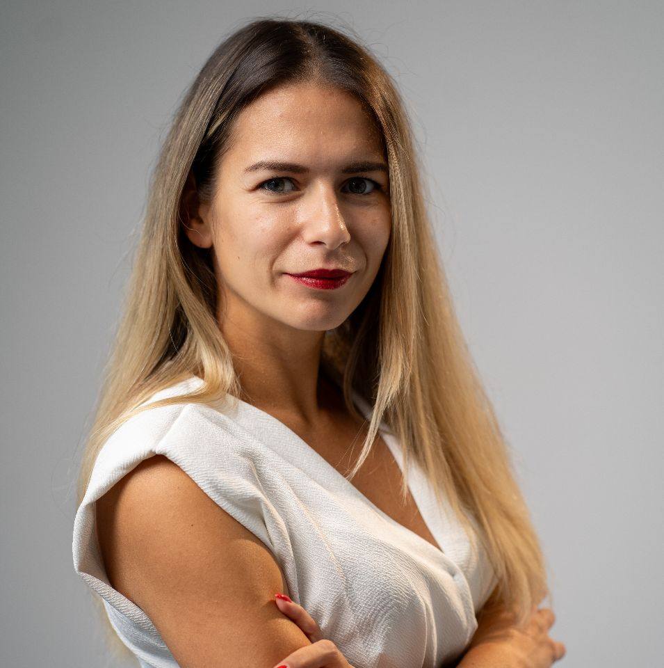 Adriana Galu - Broker de Credite | Iasi
