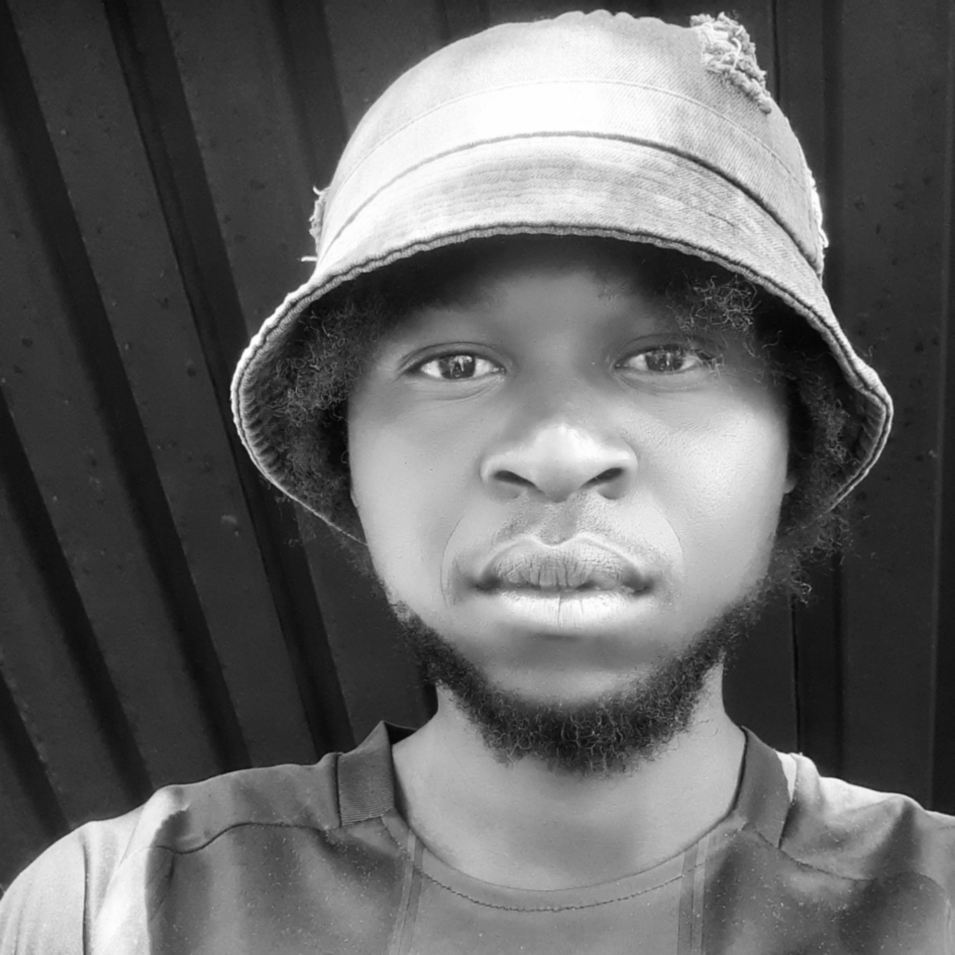 Mhondoro dzeipapo madiii🤗🔥, hande toone😂😂🔥🔥. 