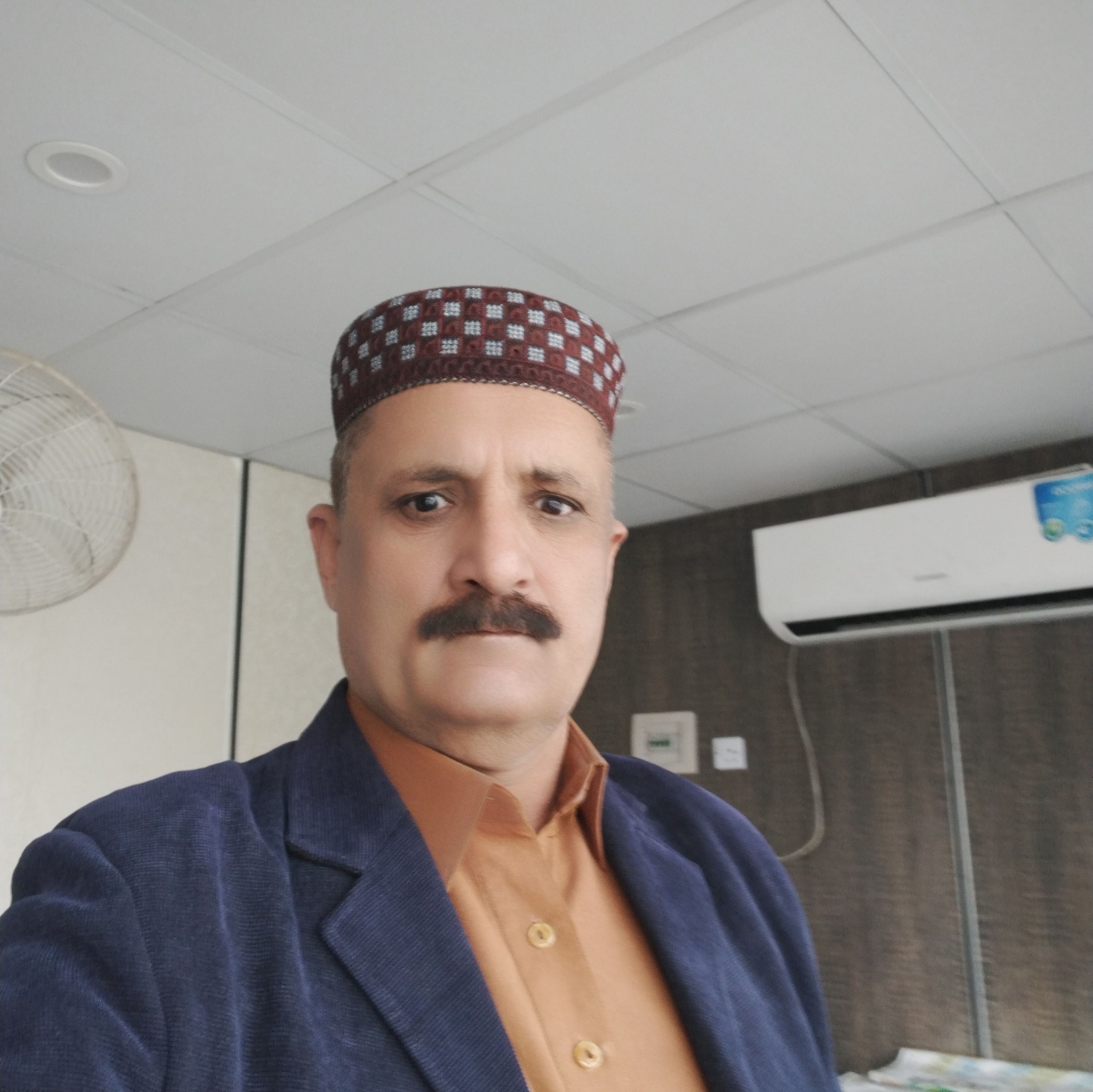 Imran Riaz Khan | ارادے، جنون، حوصلے اور اداؤں میں | Facebook