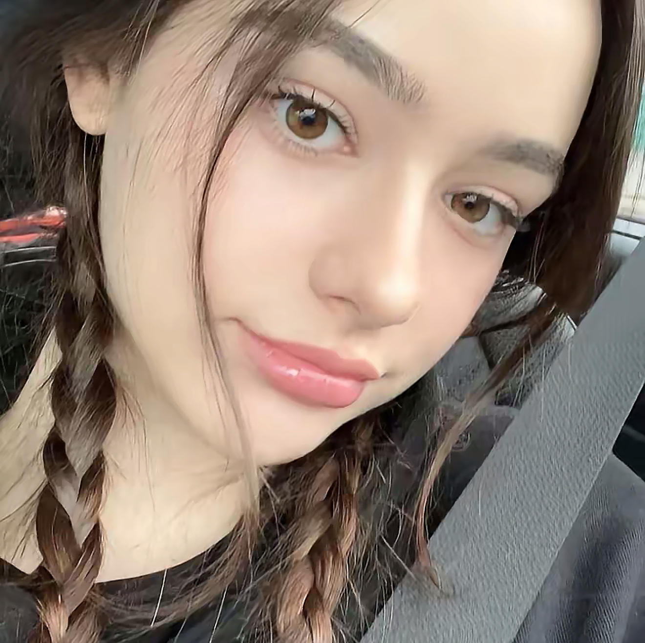 Watch 👉https://abroad.yd126.com/ab_short/playlet/rmnrEZTYJu 🌟 She is ...