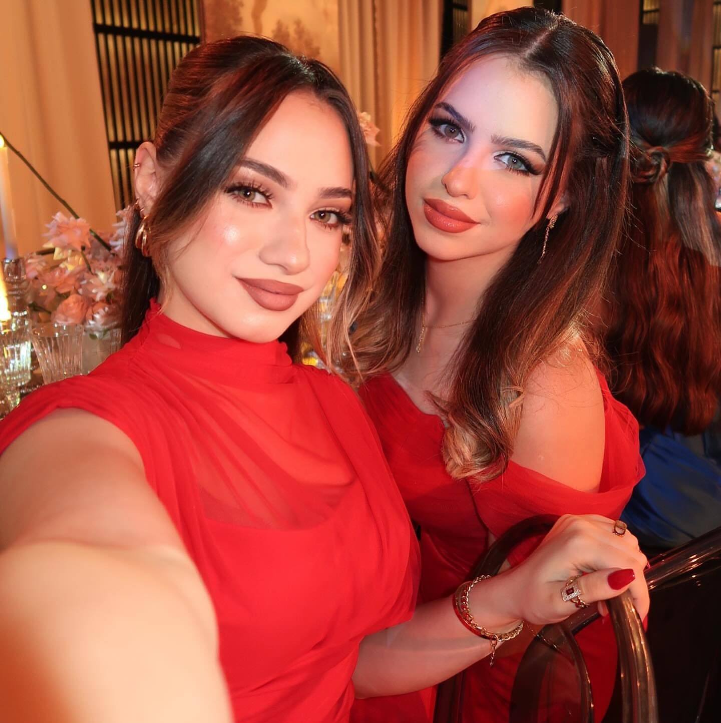 لانا ولين في أحدث اطلاله ️ .. #لانا #لين | Lana&Leen | Facebook