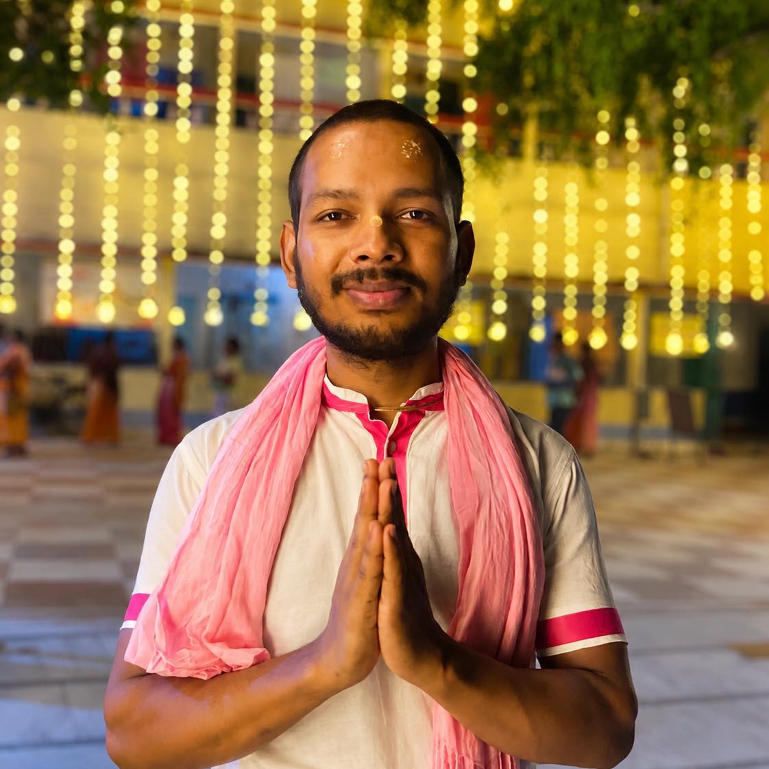 😇🧿🦚🤍🖤🦚🧿😇 #mayapur #iskcon #radhamadhav #TapanSarkar Mayapur.TV | Tapan