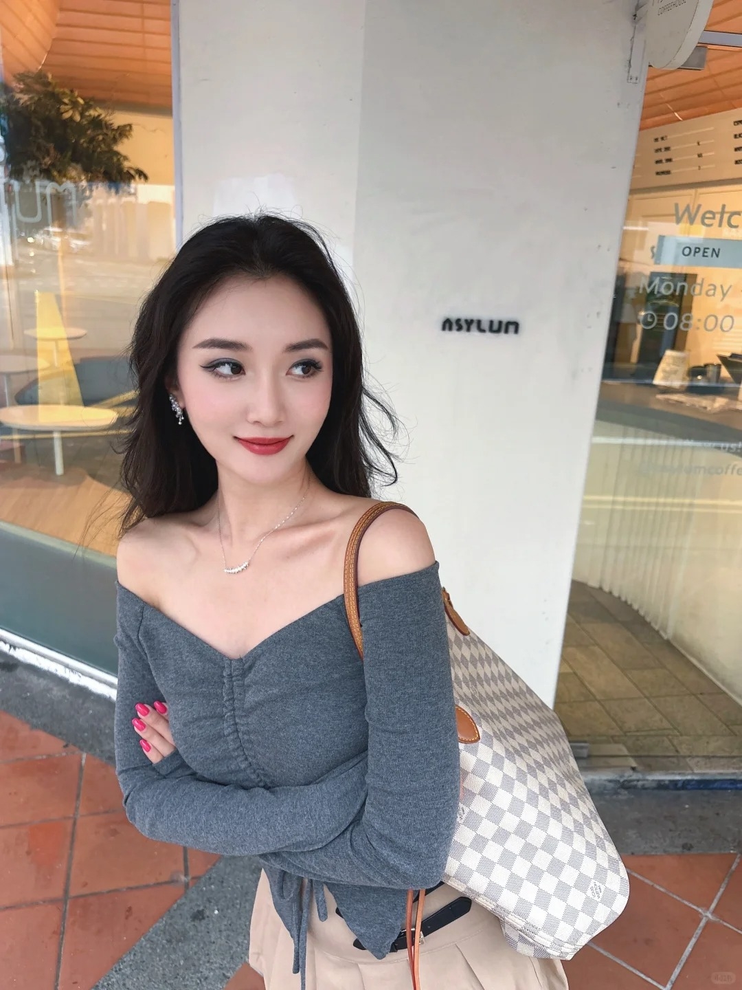 Poly Chang