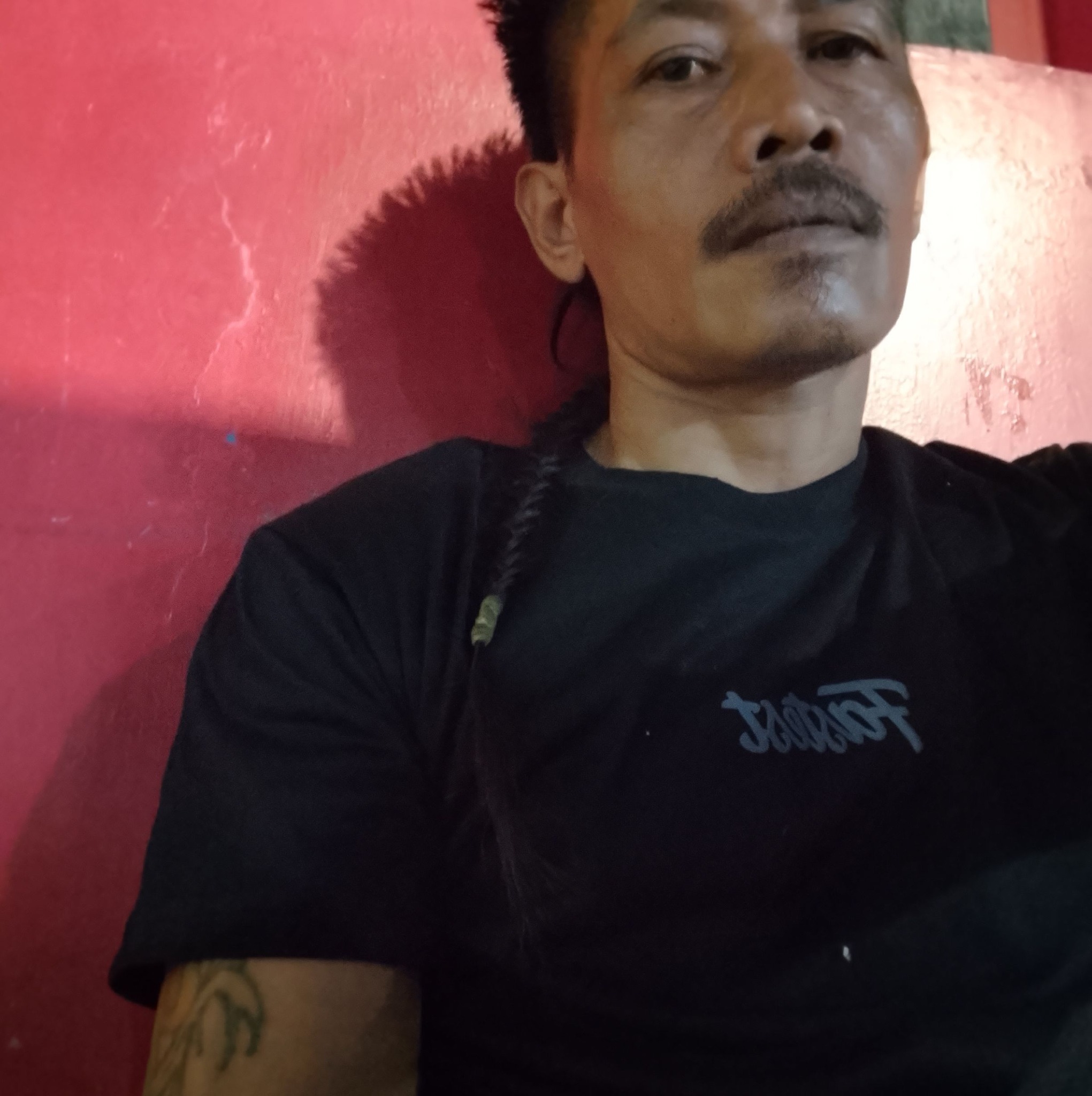 #LEGI uduk w0ng sing teg0an nek 0ra di jalari ndisek . R0yale gak ...