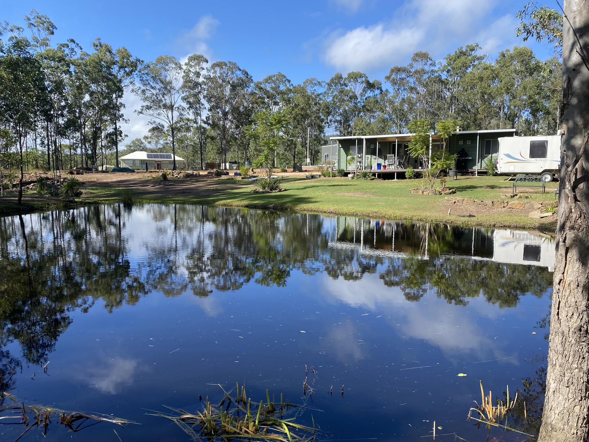 Off Grid Lake Apartments