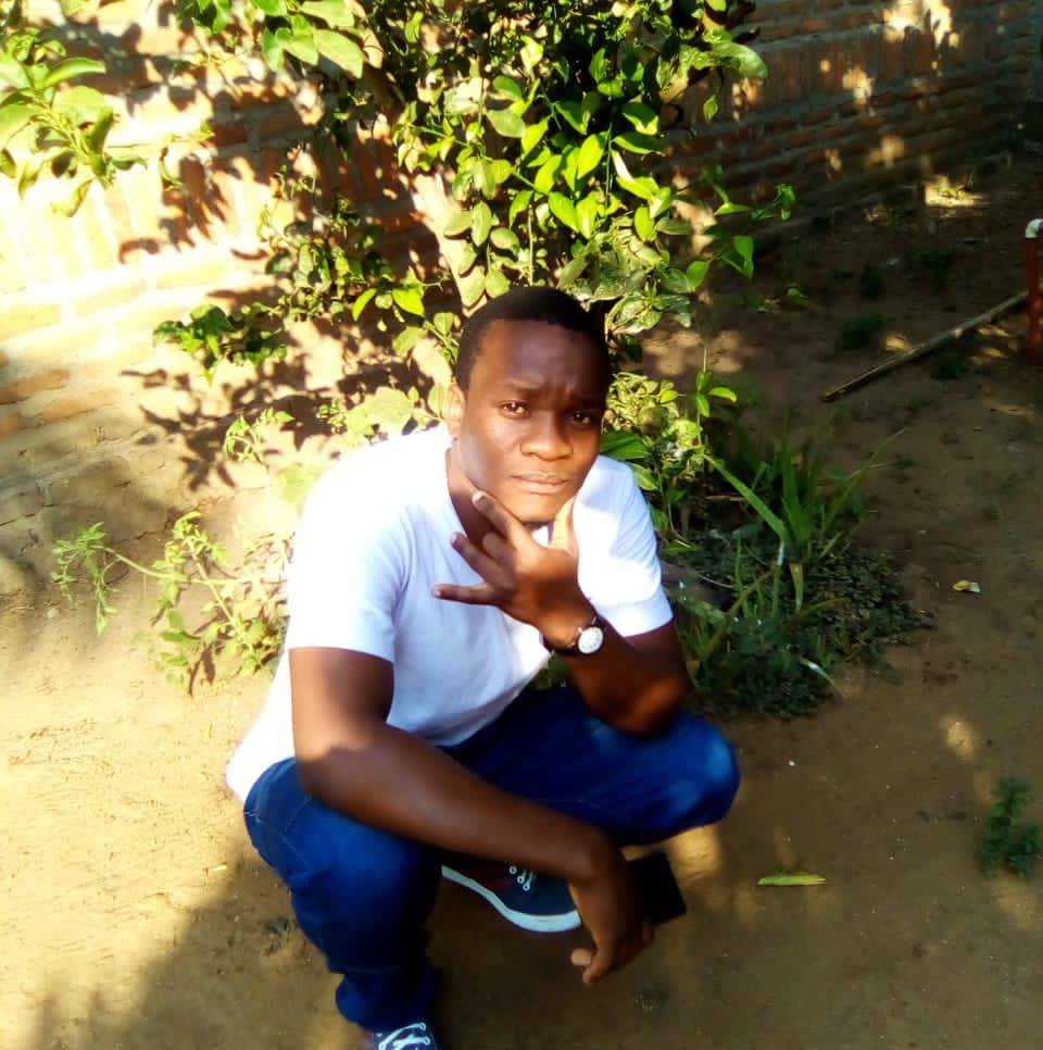 Awaso nde ati? Zikuonetsa kuti Hip Hop artist wina aliyense kuti alowe ...