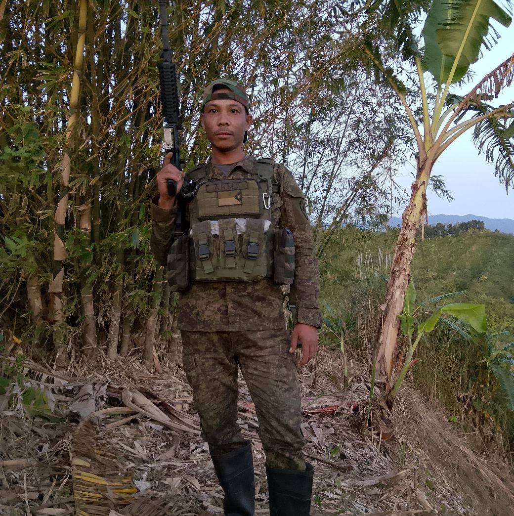Sana makahanap ako ng seryuso at tapat mag mahal #followerseveryone ...