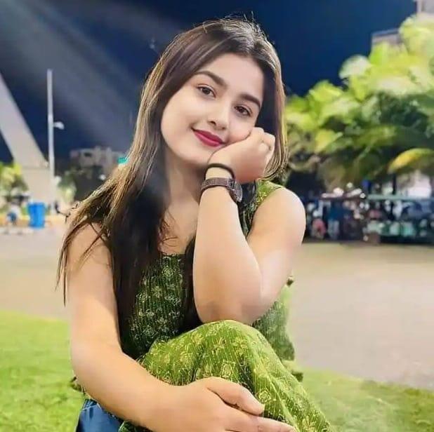 Cute Girl Simran | Varanasi