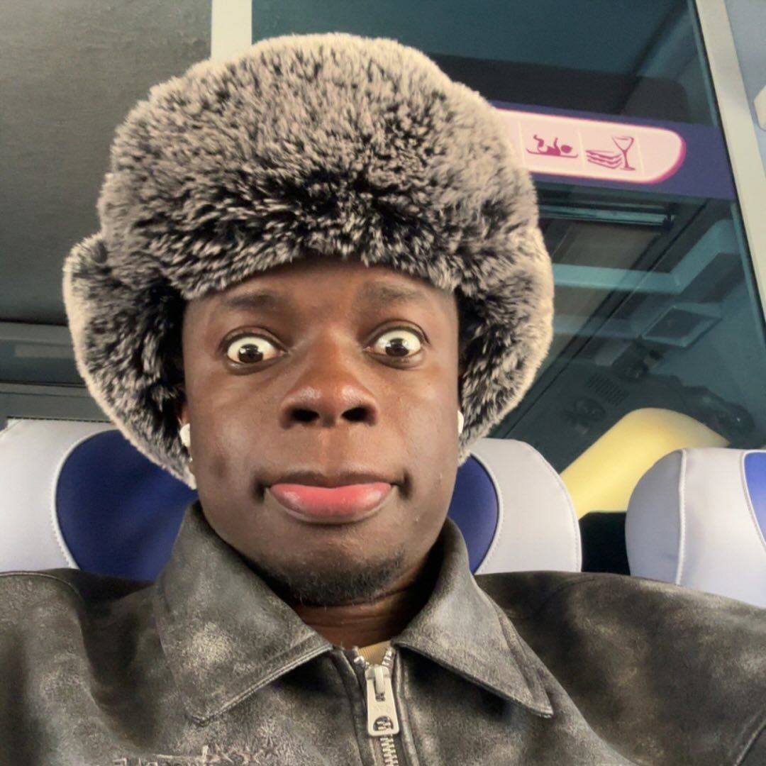 Les métro parisien 🤦🏾‍♂️😭😂_#mrsalimn _#insta good #like4likes #follow # ...