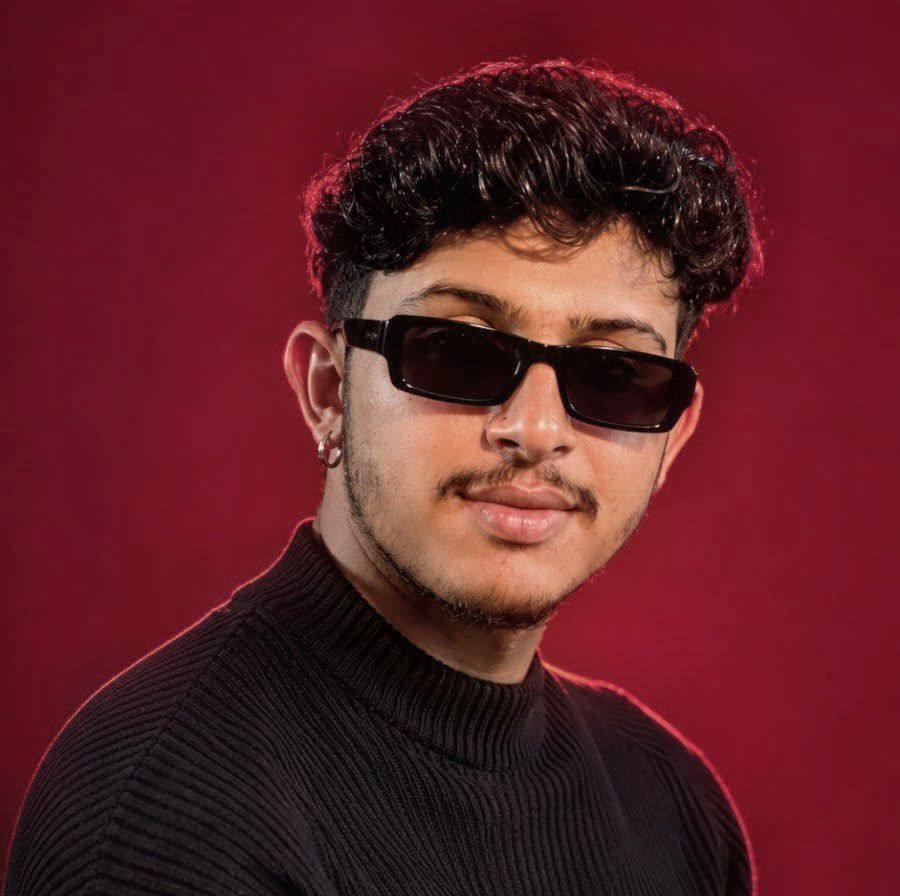 M R Sujon