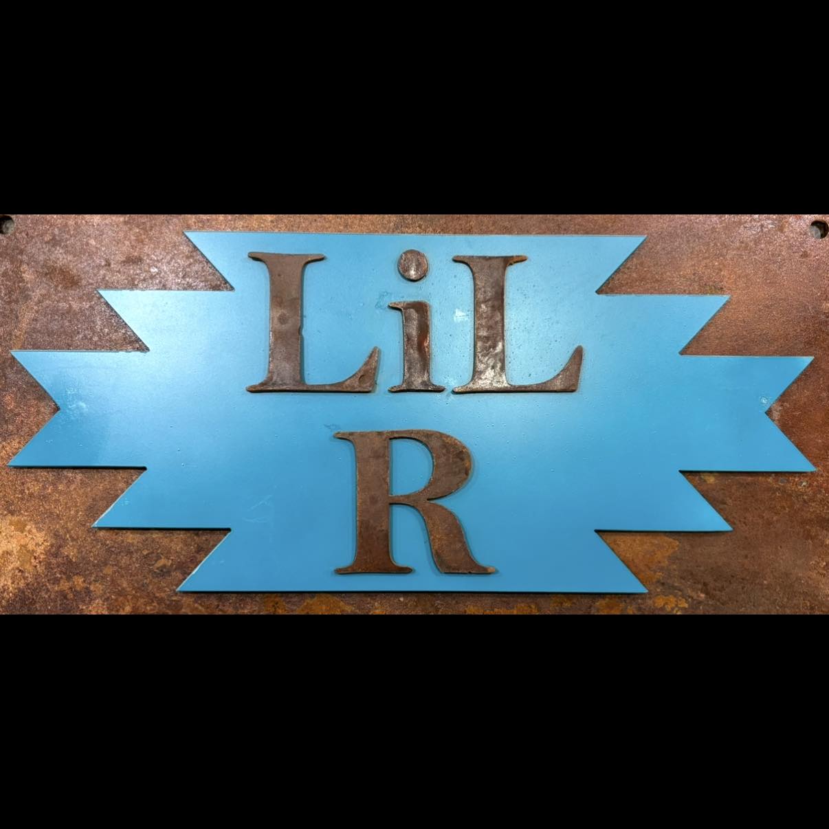 LiL R | Valleyview AB