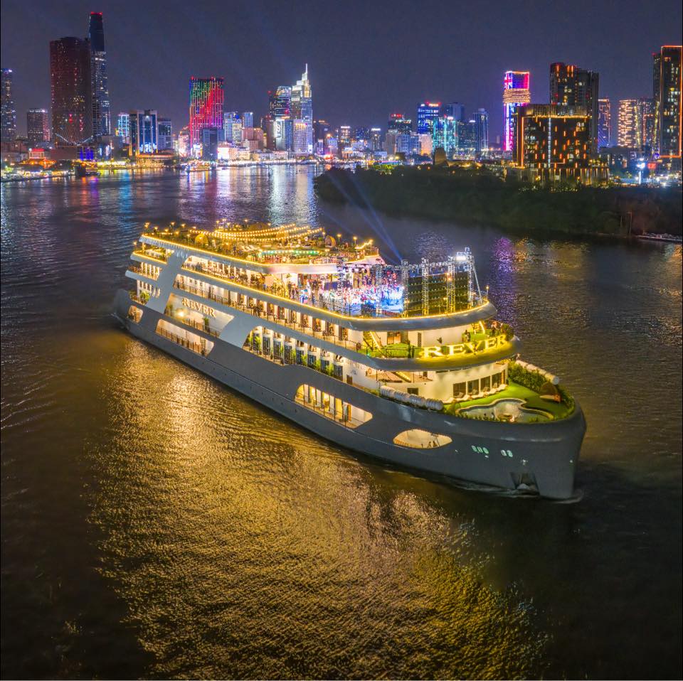 Du thuyền REVER | Ho Chi Minh City