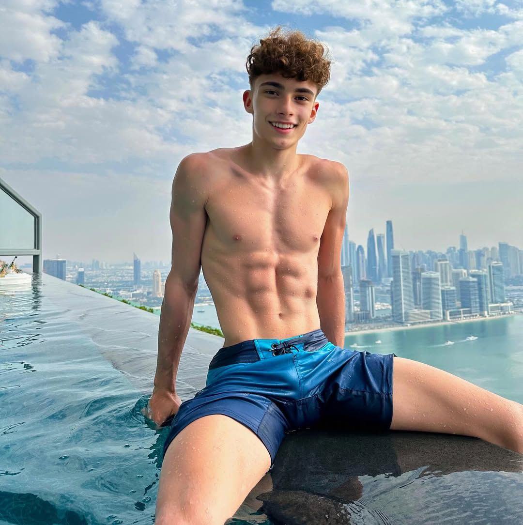 Romeo twink