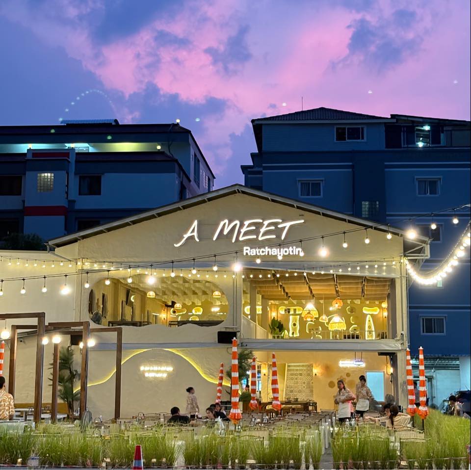 A MEET ratchayothin | Bangkok