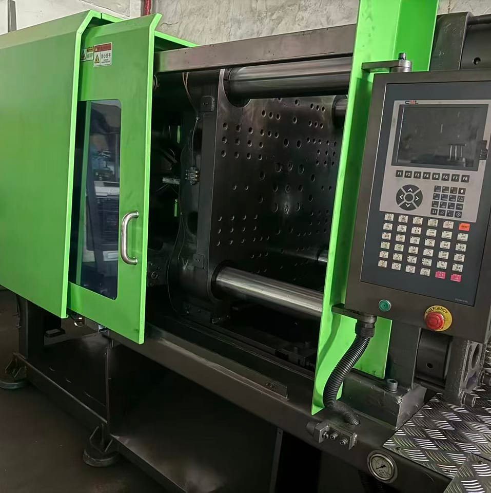Blow Moulding HDPE Water Tanks Machine | Facebook