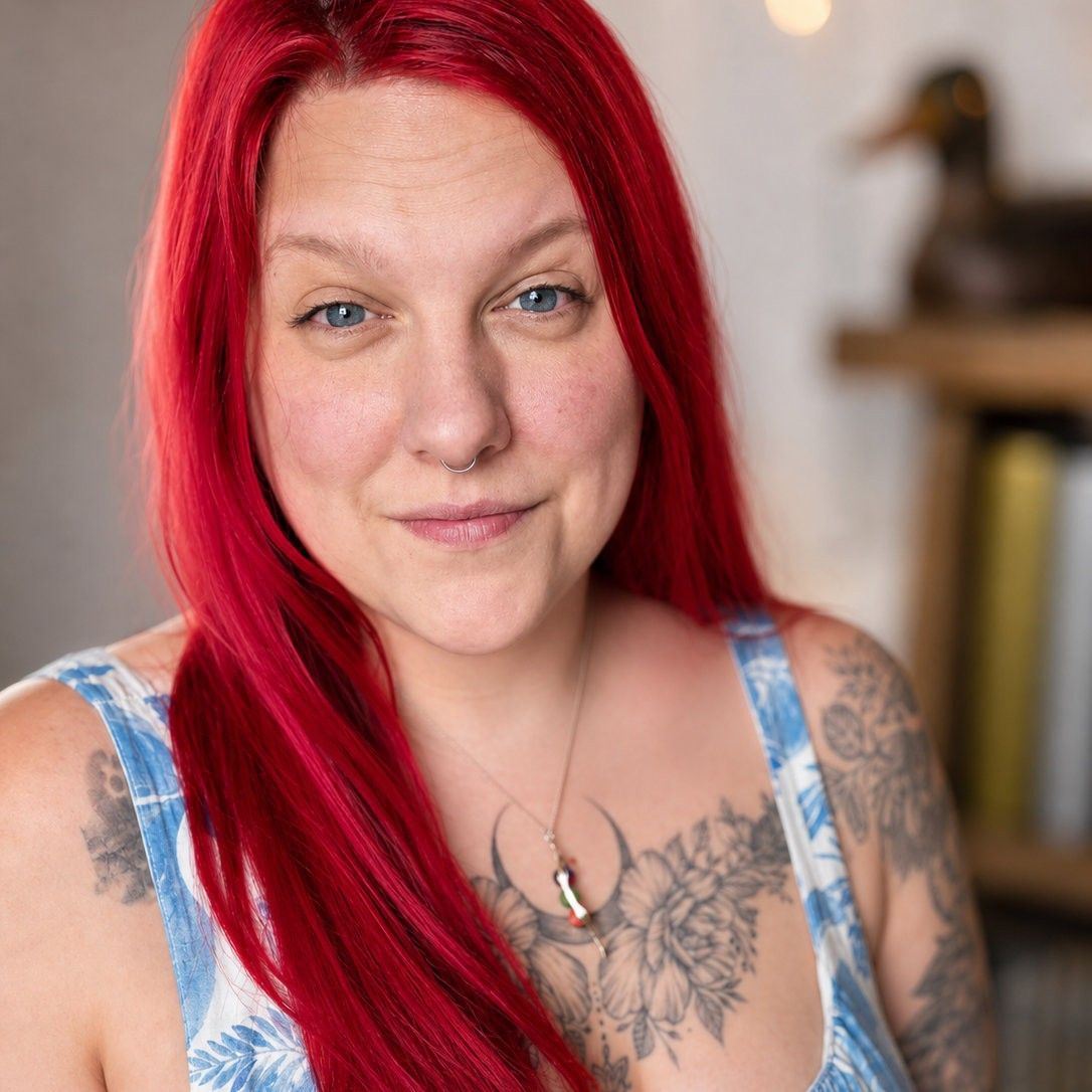 Amanda Rowan - Author