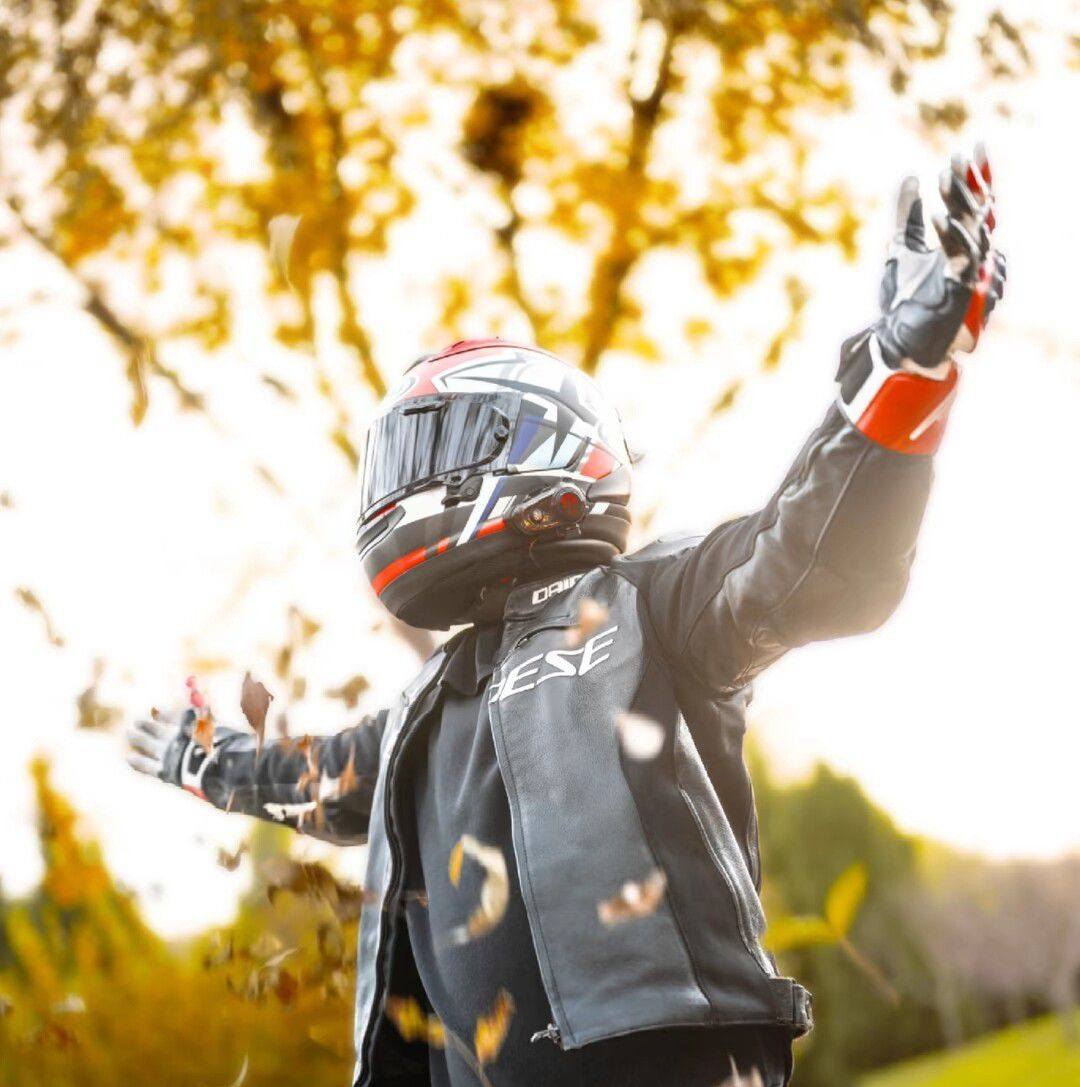 Bike stand 🏍️🚀 .,........ 𝐒𝐔𝐍𝐈𝐋 ... . . . . #rider #bikers #reels # ...