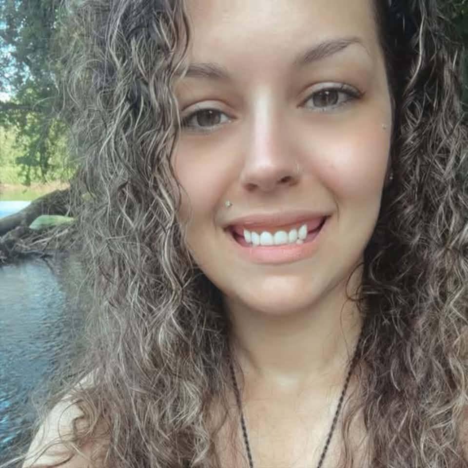 Amanda Reed Profiles