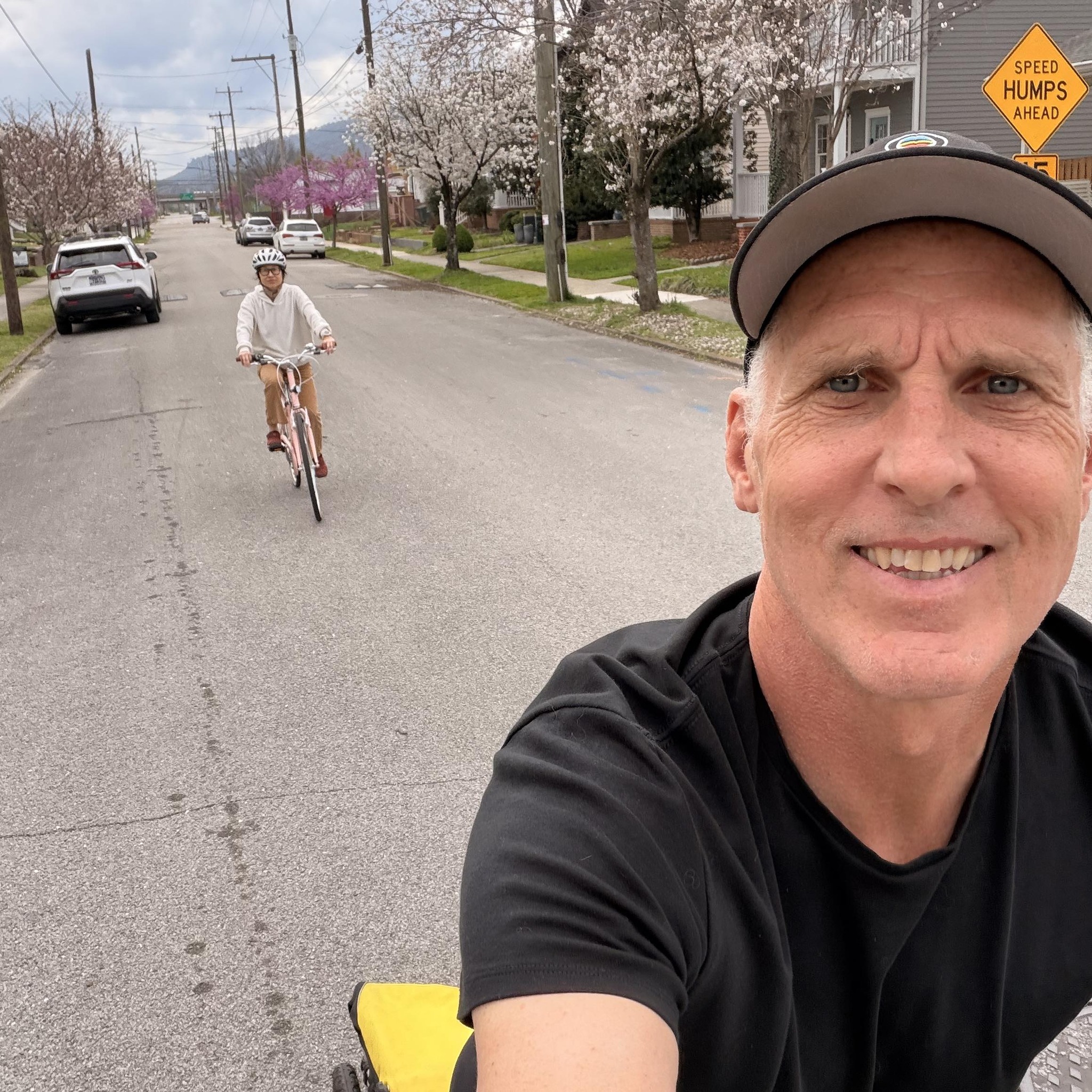 Quick stop in Chattanooga. Gotta stretch the legs. | Eric Moon