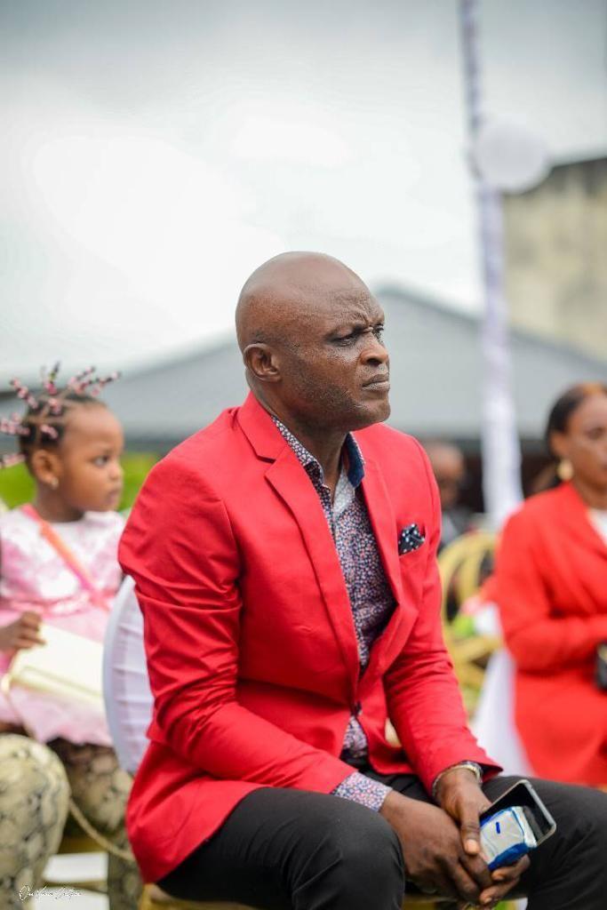 Pasteur Michel Mafuta officiel