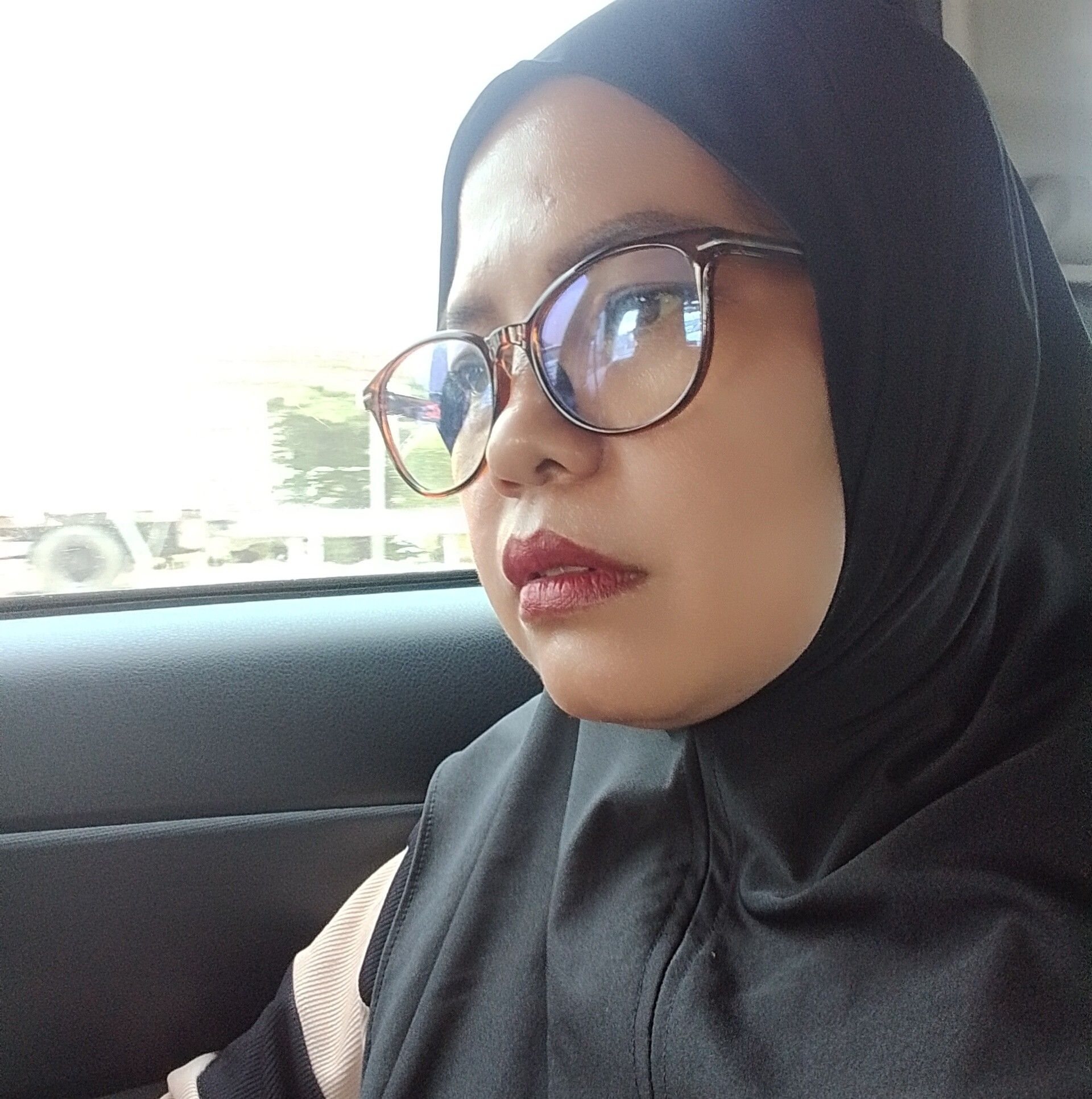 Heboh yang memperlihatkan temuan hewan kaki seribu di menu mbg di ...